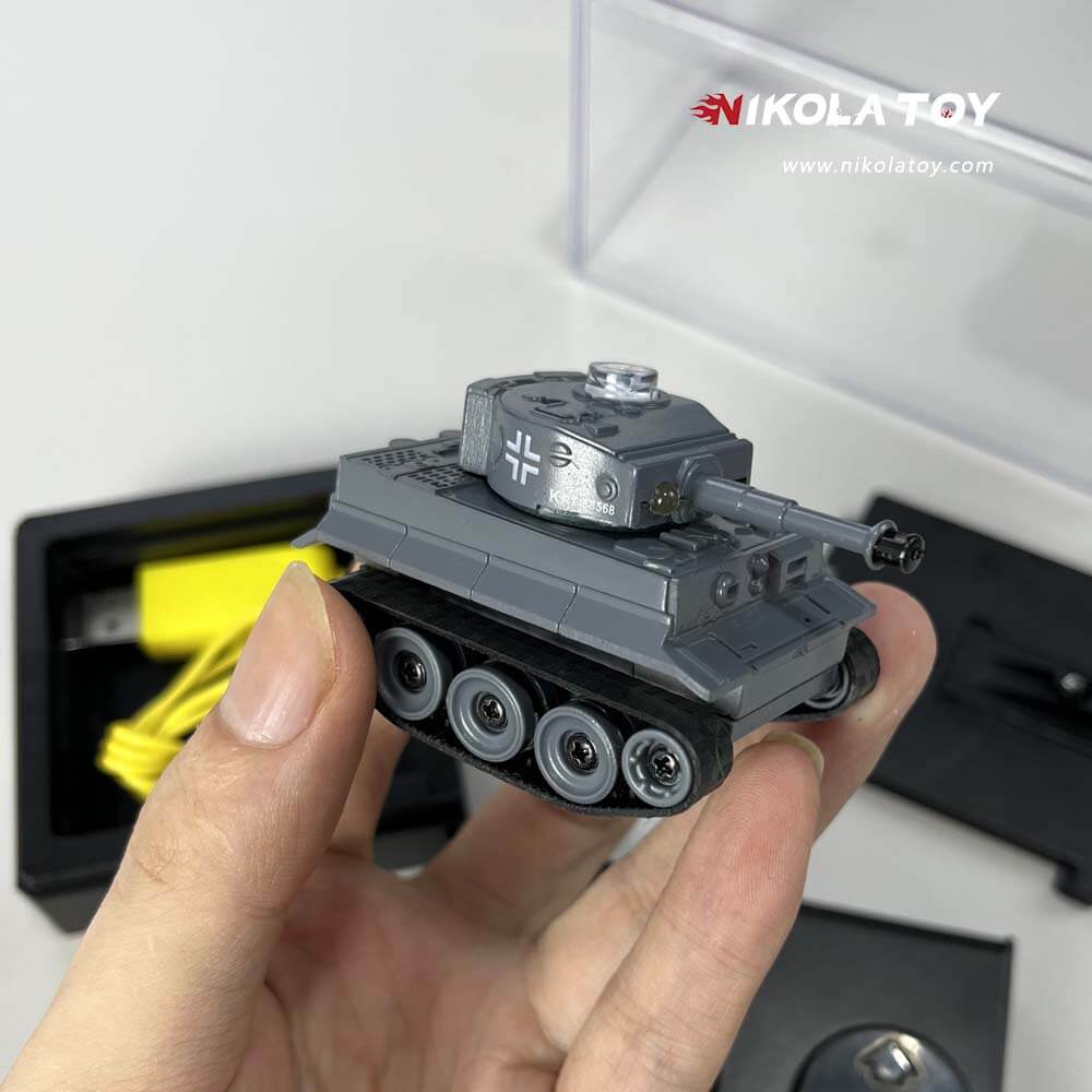 Mini RC Tank