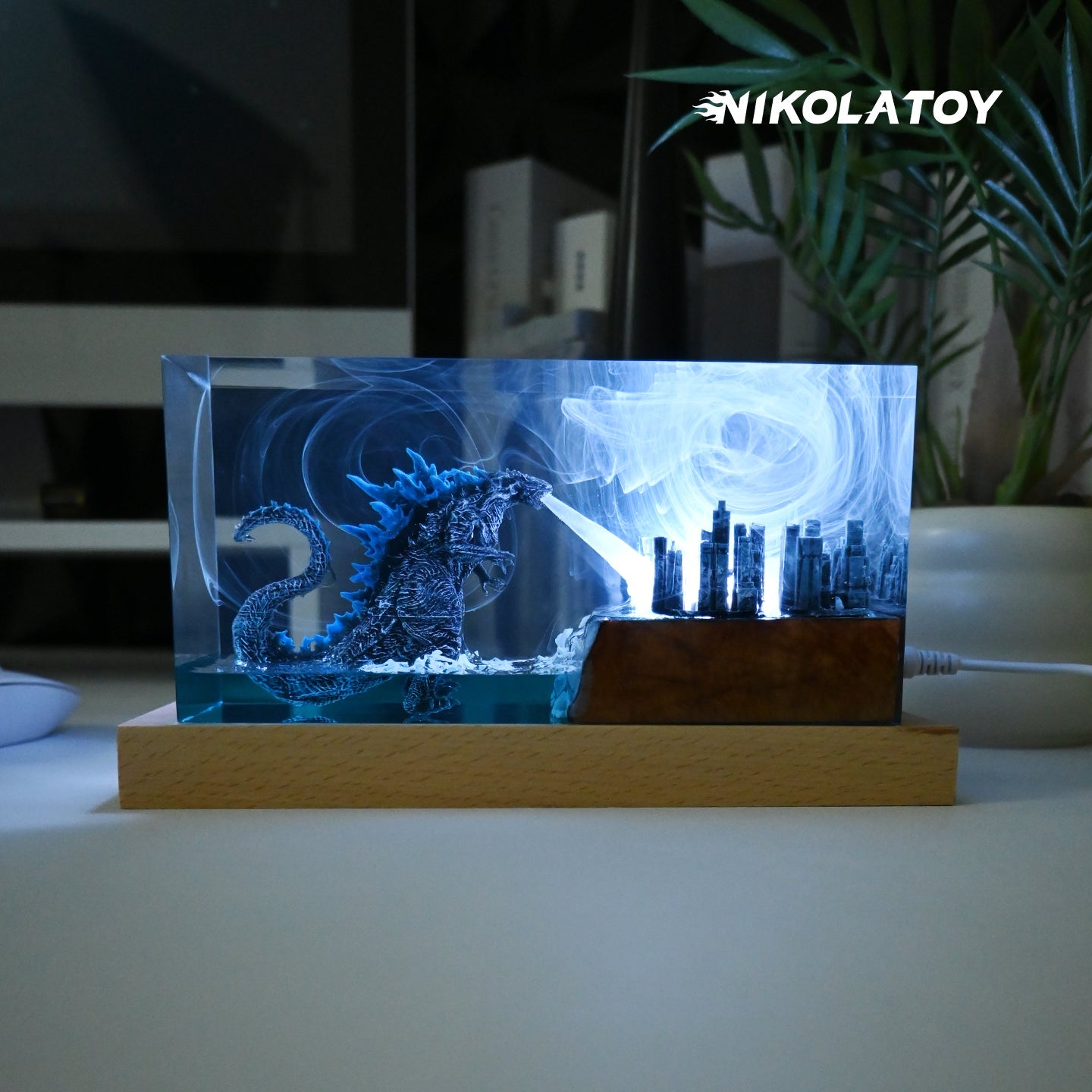 Creative Resin Night Light Desktop Ornament - Godzilla