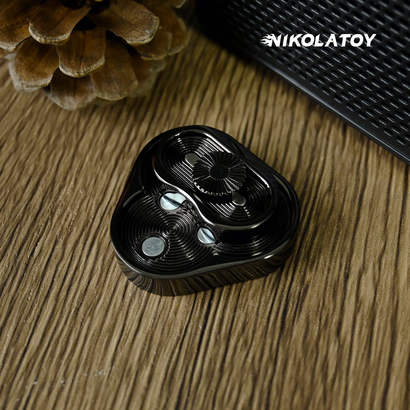 NIKOLATOY® EDC Fidget Toys - Triangle