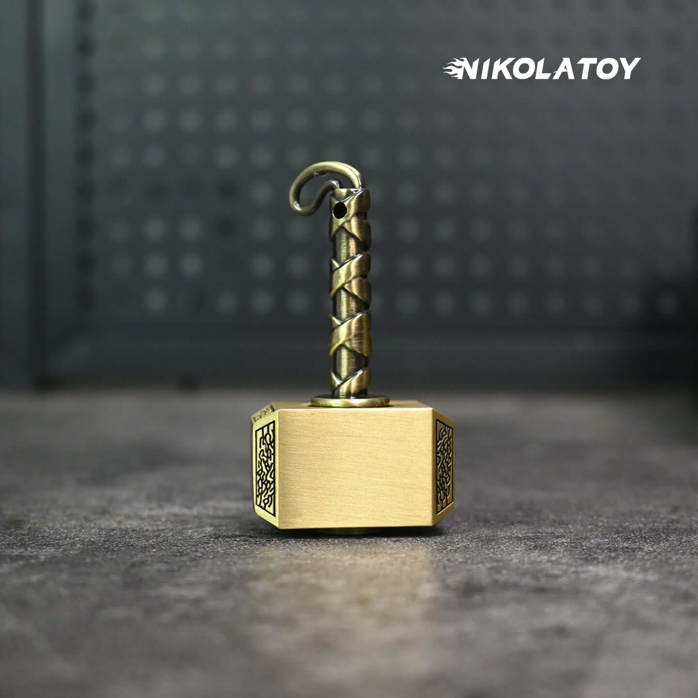 EDC Fidget Toys - Thor's Hammer