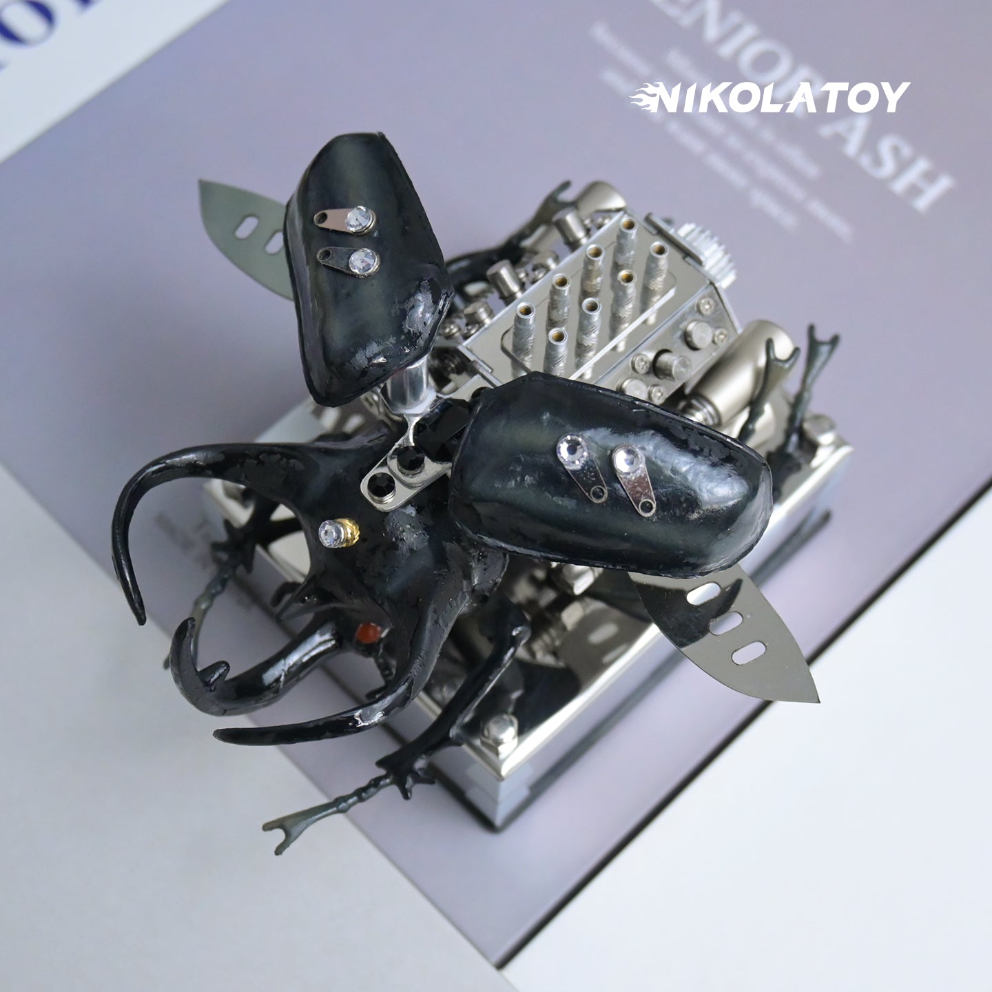NIKOLATOY®Alloy Mechanical V8 Beetle