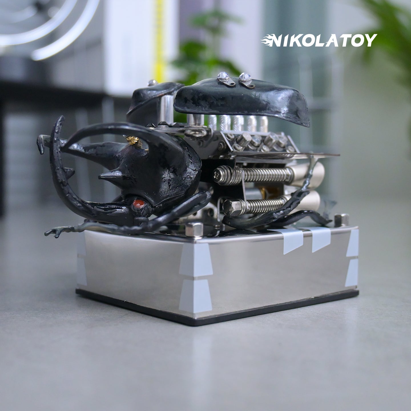 Alloy Mechanical V8 Beetle