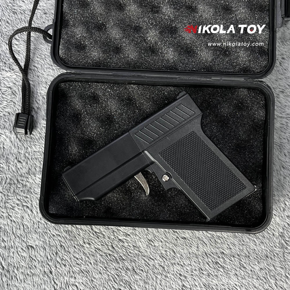 Split gun type cigarette box lighter