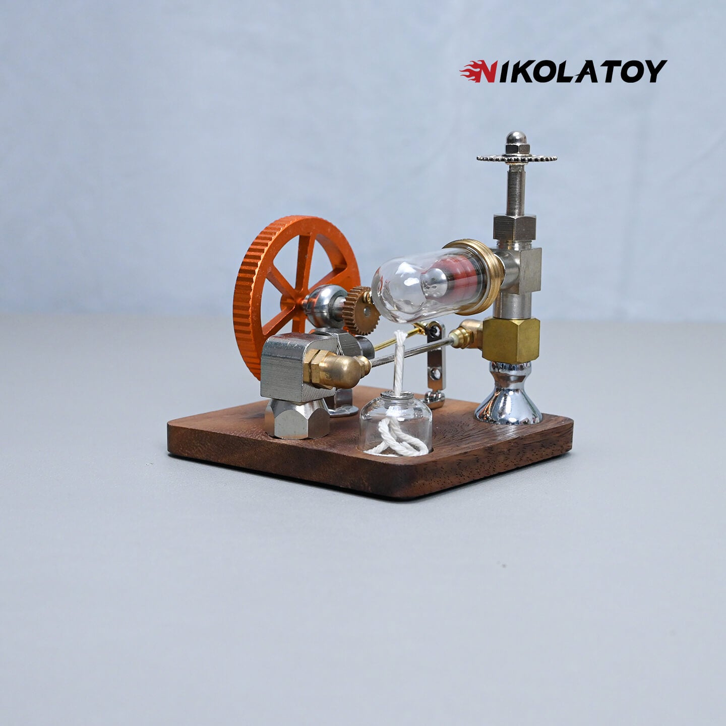Stirling Engine With Adjustable Speed