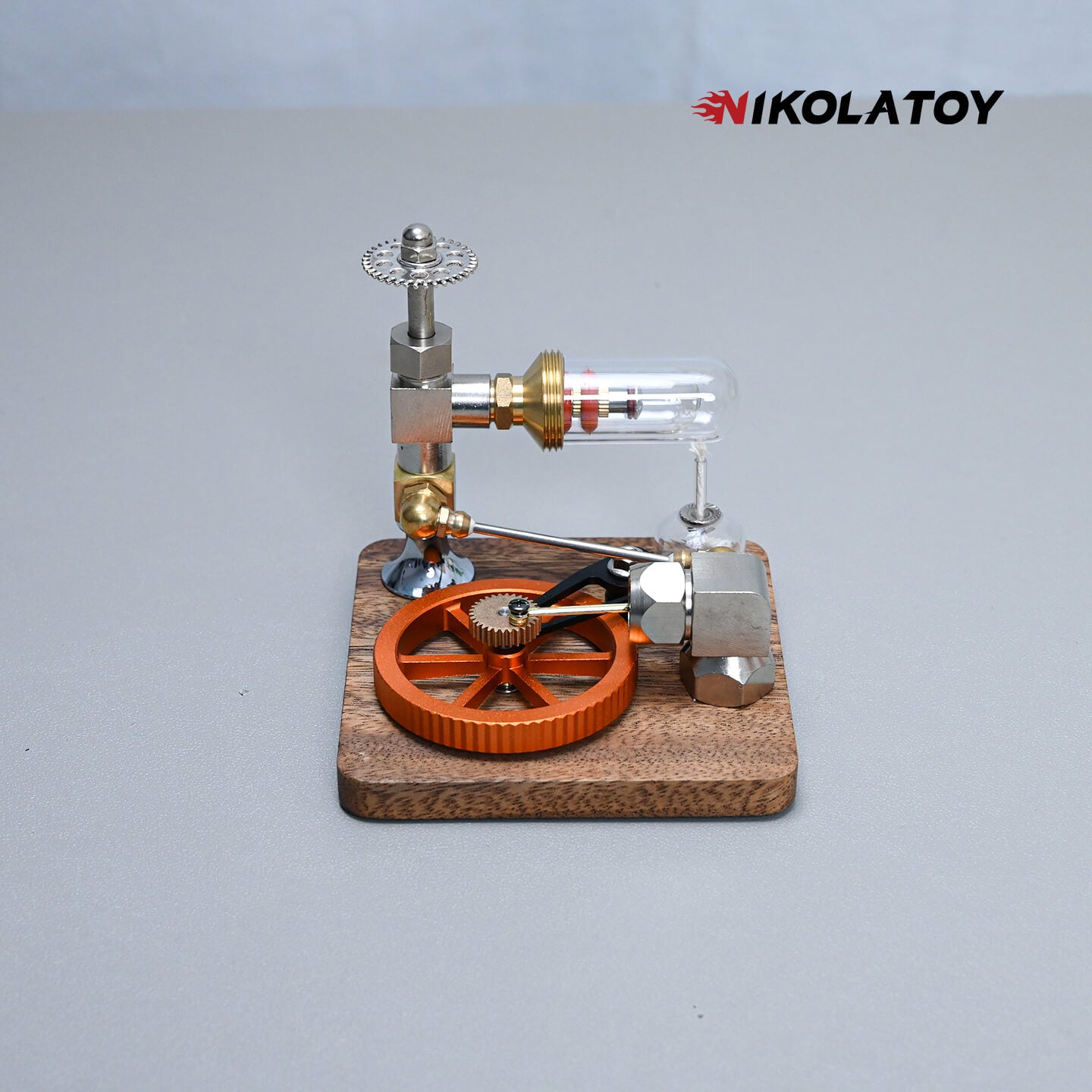Stirling Engine With Adjustable Speed