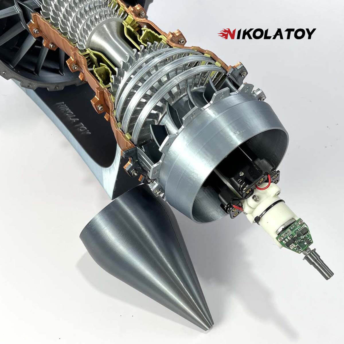 TR900 Turbofan Engine Model (46cm / 18in)