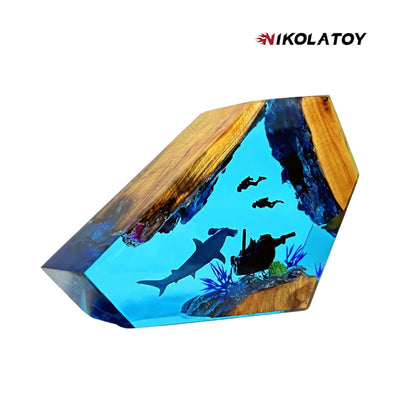 Creative Resin Night Light Desktop Ornament - The Underwater World
