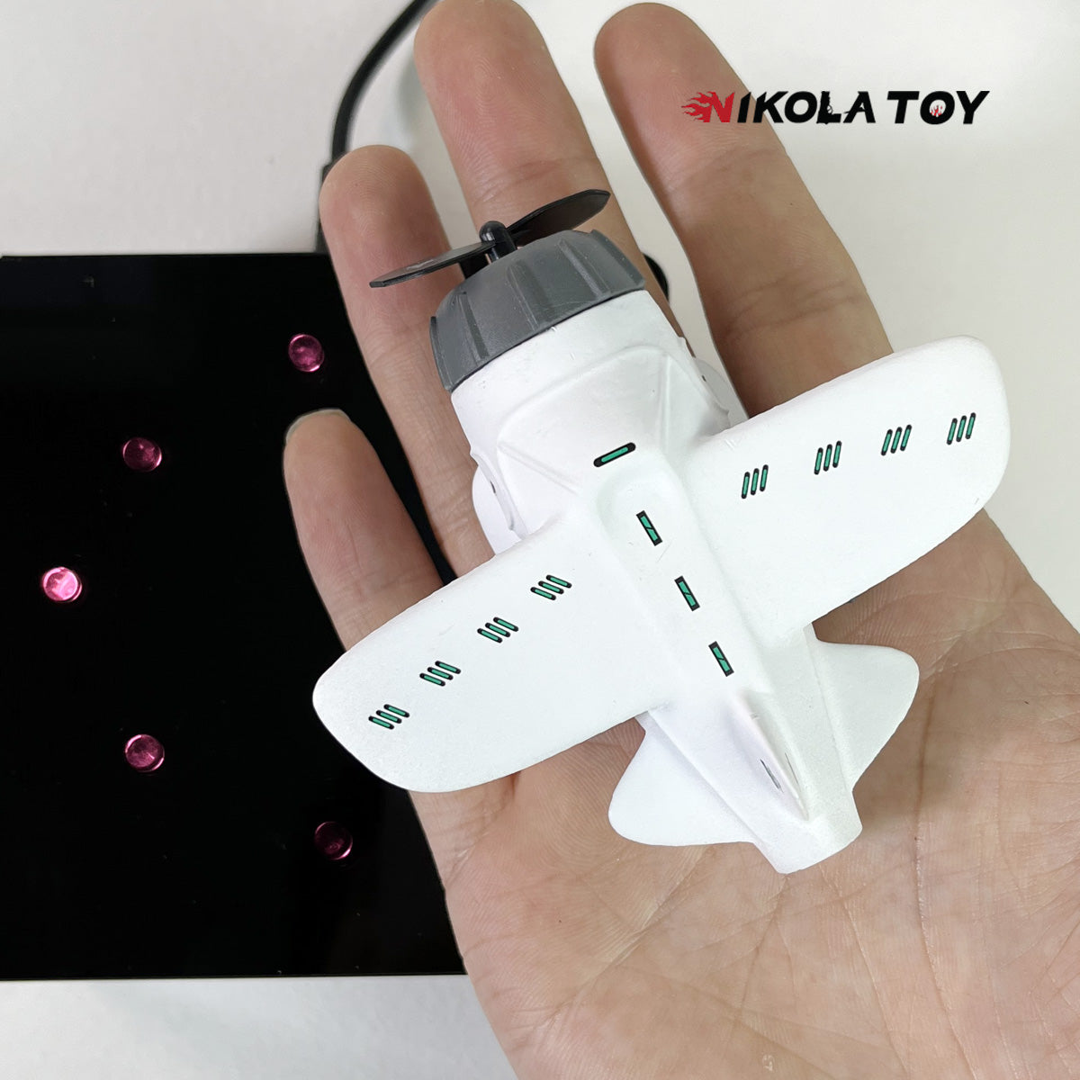 NikolaToy™ Cute Maglev Mini Aircraft - Creative Clock – Nikola Toy