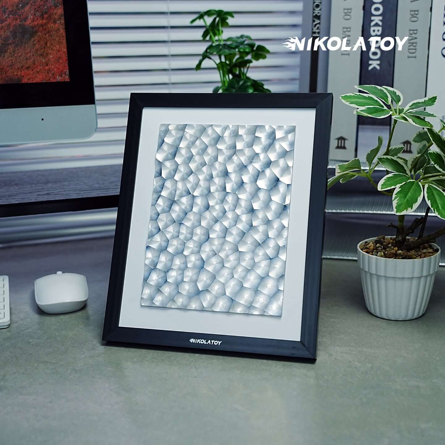 Precision CNC Alloy Laser Light Effect Art Frame