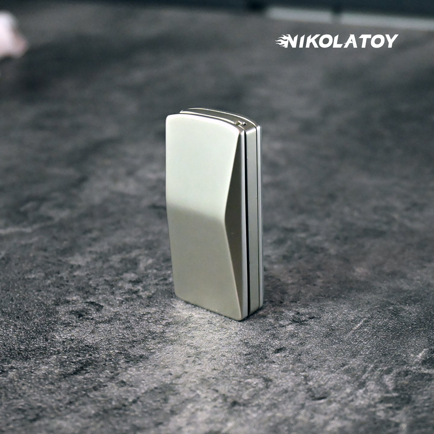 EDC Fidget Toys - Tesla