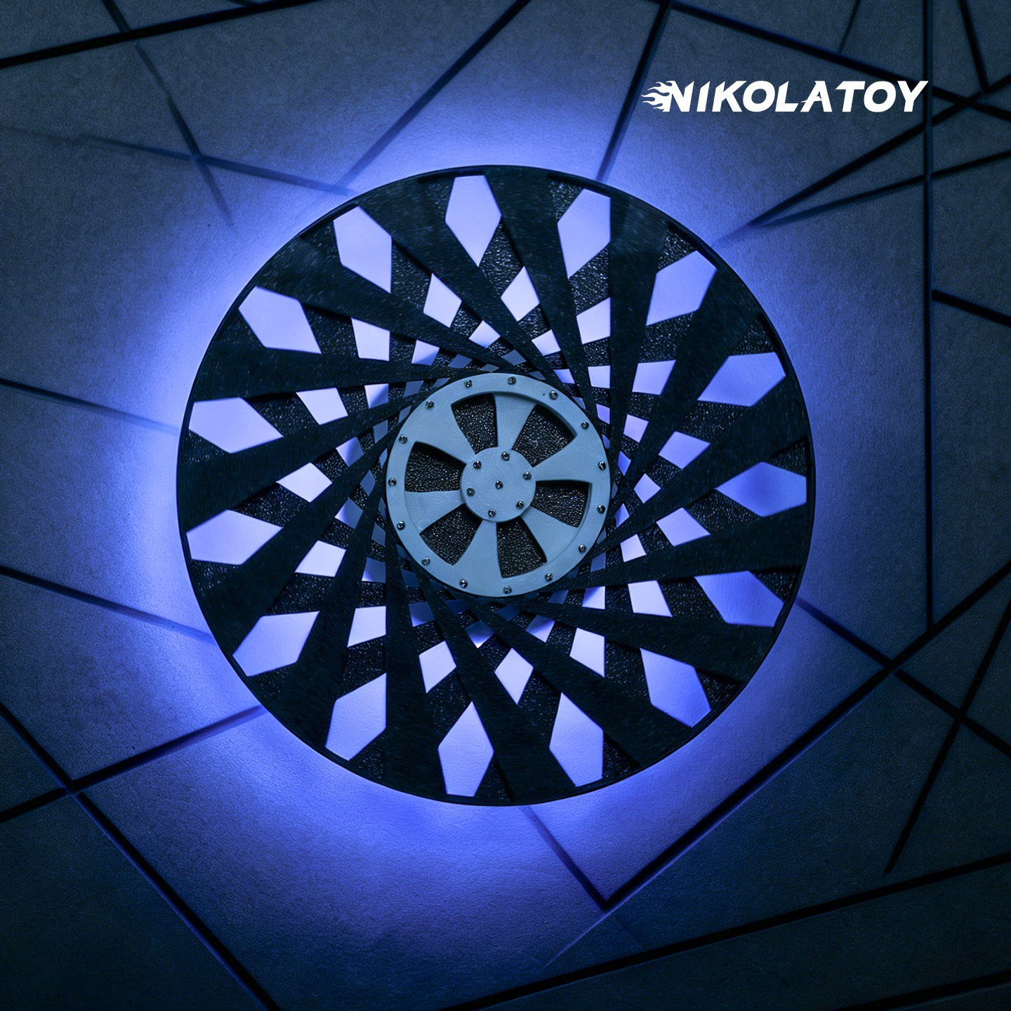 NIKOLATOY®Visual Arts Desktop Ornament · Time Travel