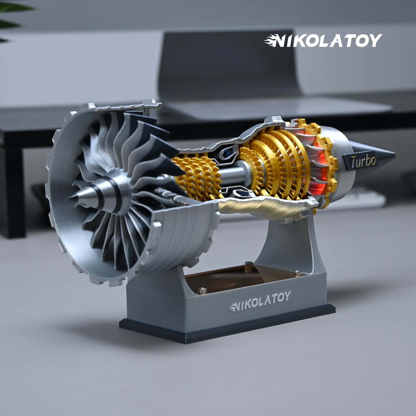 Premium TR900 Turbofan Engine Model（26CM)