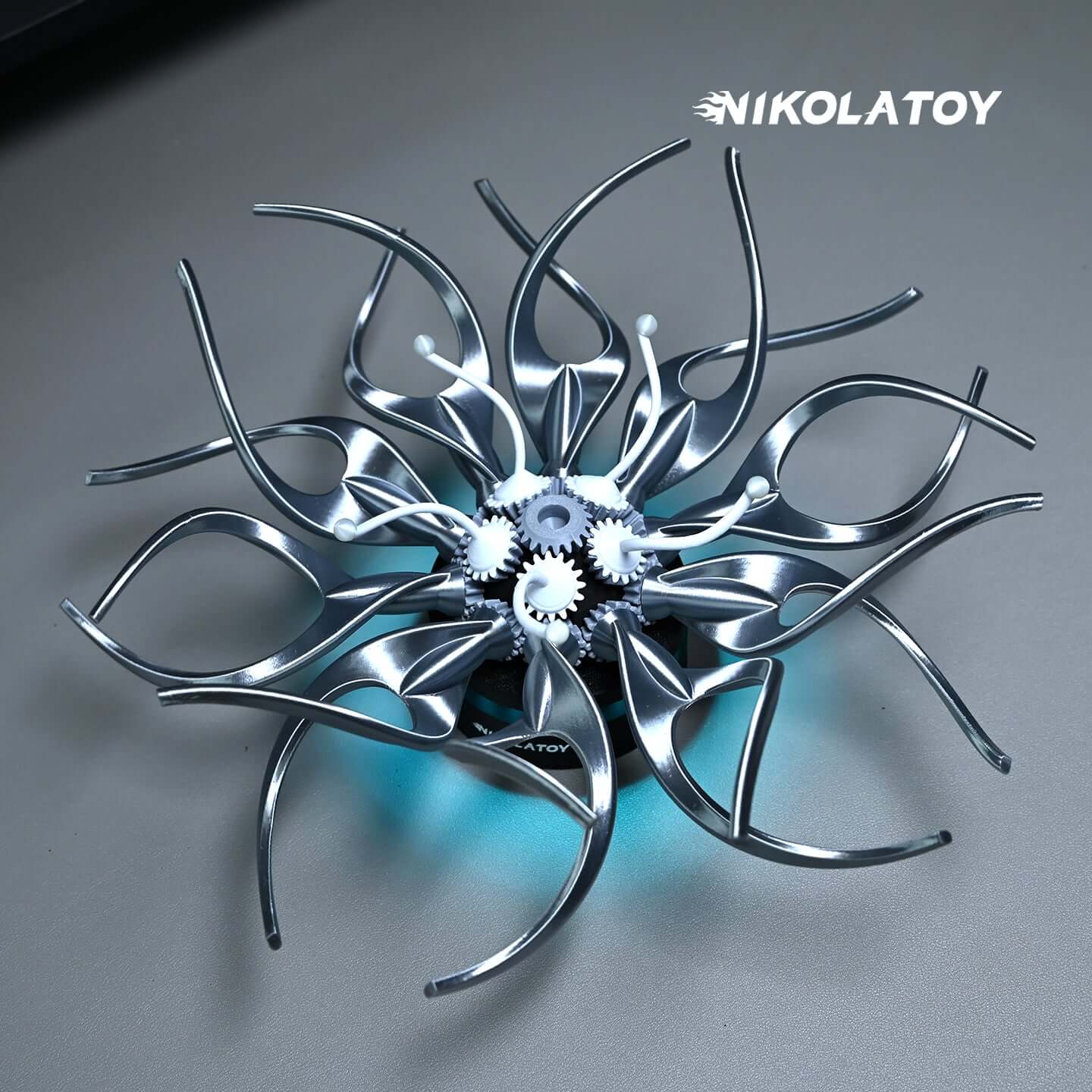 Mechanical Flowers - Inspired By Saatchi Gallery