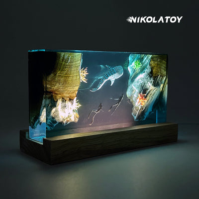 Creative Resin Night Light Desktop Ornament - The Underwater World