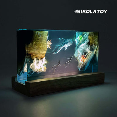 Creative Resin Night Light Desktop Ornament - The Underwater World