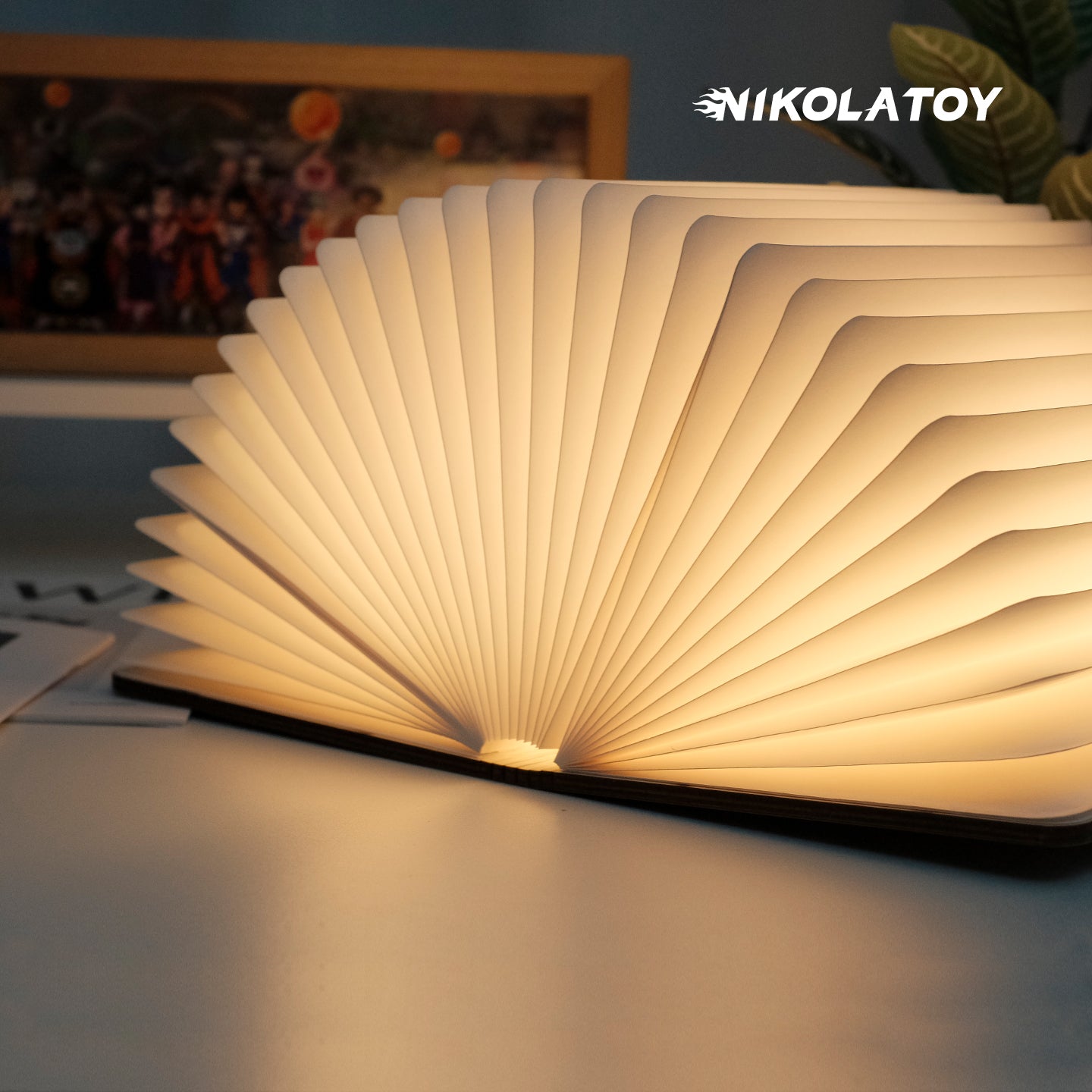 NIKOLATOY®Black walnut folding book magnetic night light