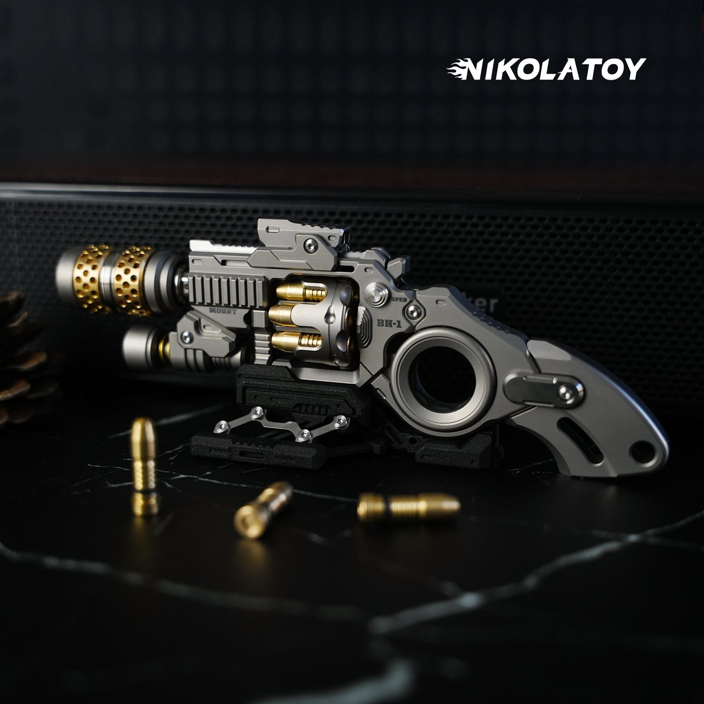 NIKOLATOY®New Titanium alloy revolver fidgets toy