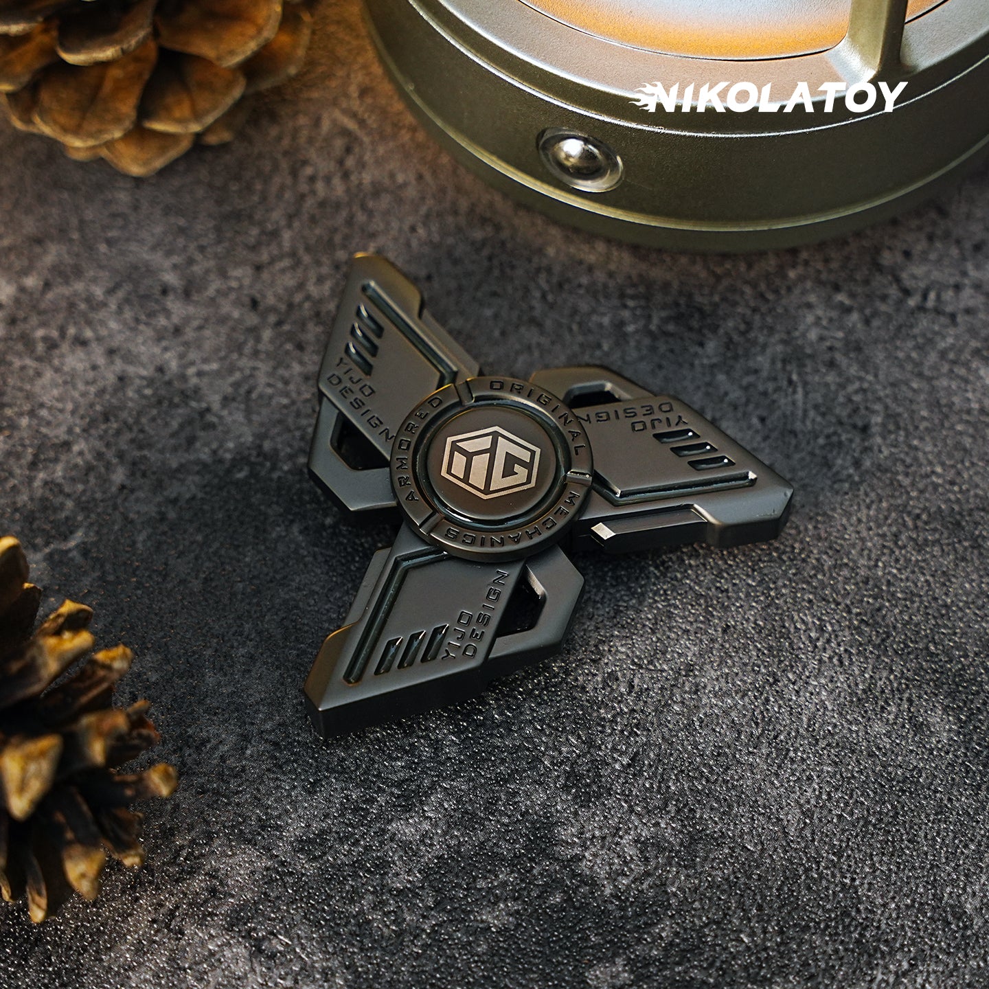 NIKOLATOY® EDC Fidget Toys - Luminous Ninja dart