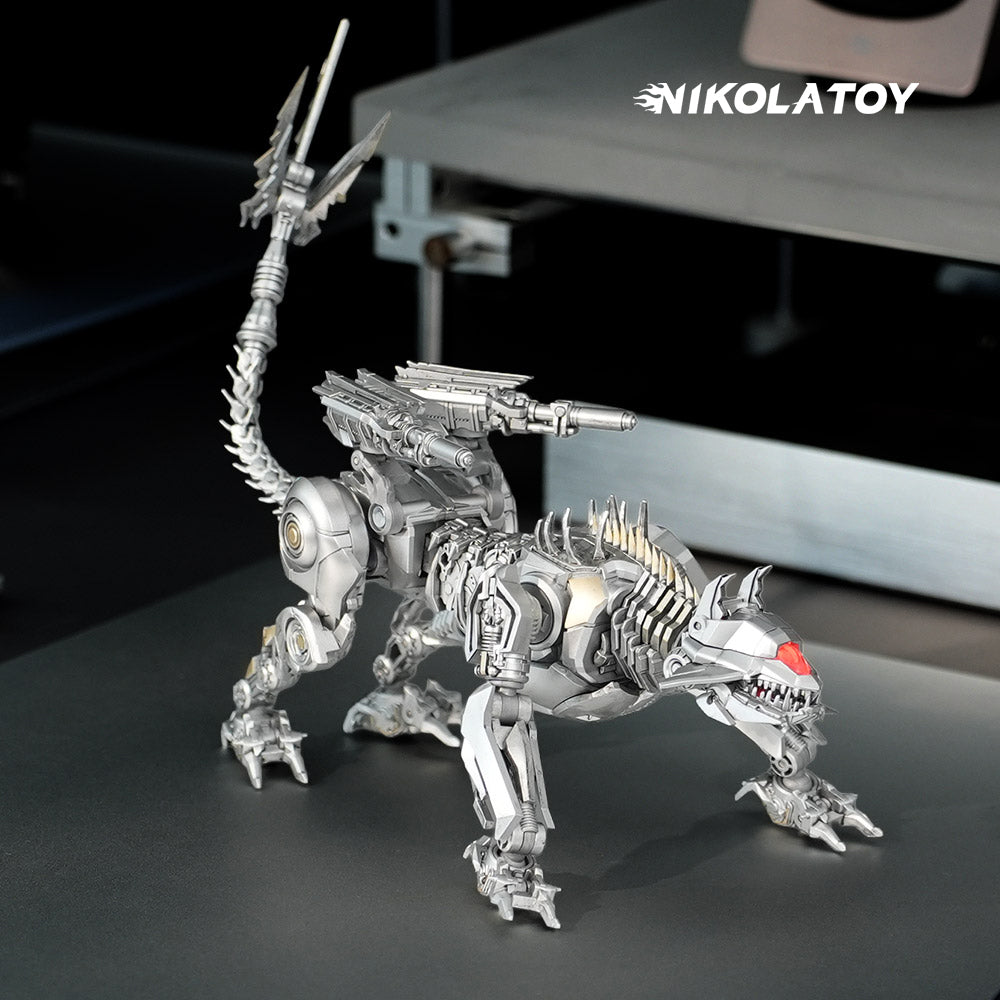 Transformers Ravage Machine Dog LED Eyes Articulated Collectible Figure