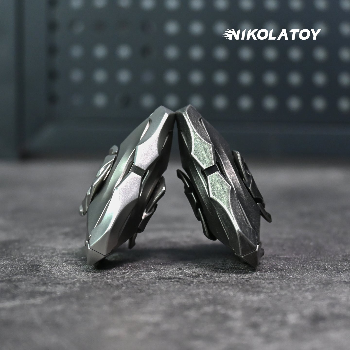 NIKOLATOY® EDC Fidget Toys - Blade Armour