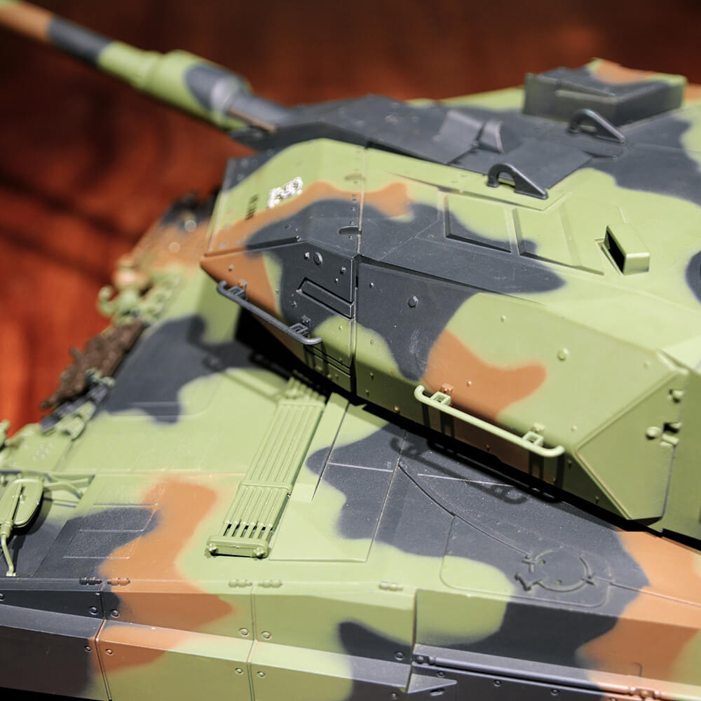 1/16 Scale German Leopard 2 RC Tank