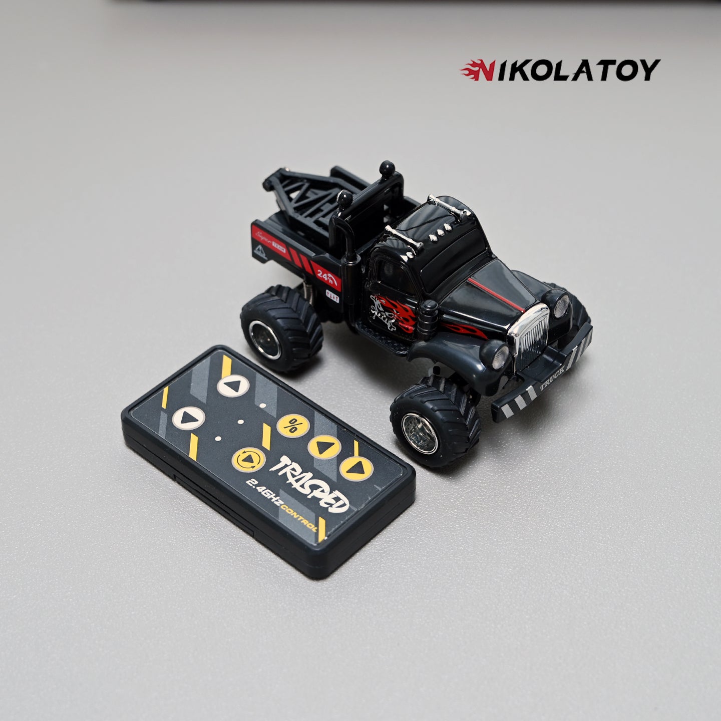 1:64 Roadside Assistance Remote Control Car