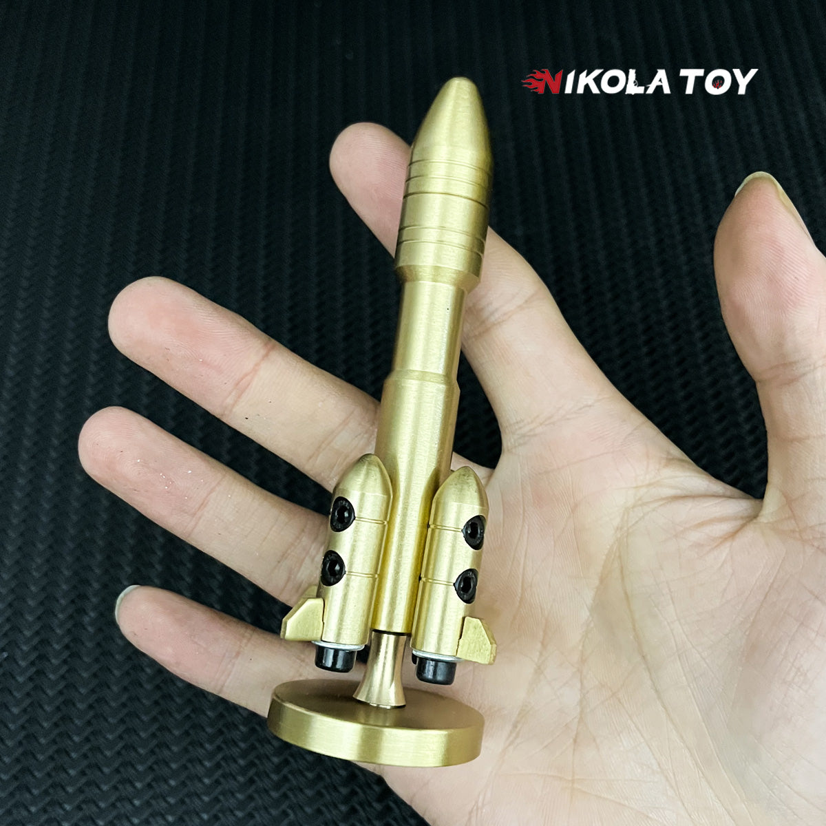 Fingertip gyroscopic rocket lighter